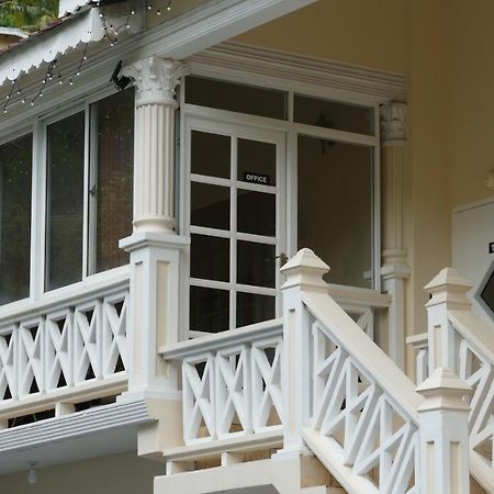 Bascombe Apartments Кінгстаун Екстер'єр фото